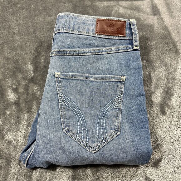 Hollister Jeans Women’s 3R 26x30‎ Blue High Rise Super Skinny Distressed NWT - Picture 1 of 14